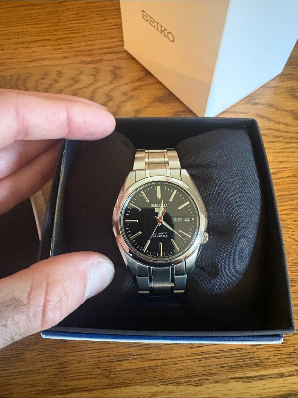 Seiko SNKL45 (Seiko 5, black dial, day date)
